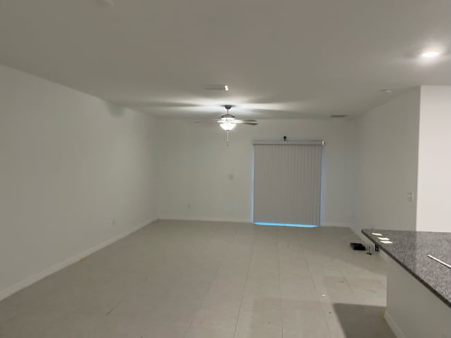 31350 Barrel Wave Way, Wesley Chapel, FL 33545 - photo 7