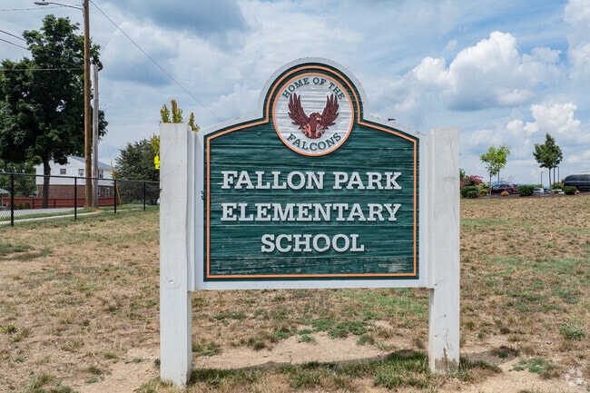 Fallon Park Elementary School is a highly rated school just outside of Roanoke.