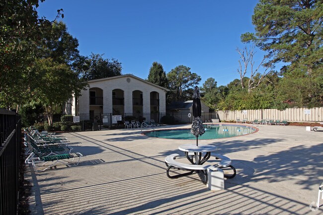 Ashland Commons, Columbia, SC 29210 - photo 2