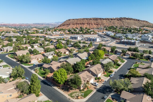 Painted Desert is a quiet, family-friendly HOA community south of downtown St. George.