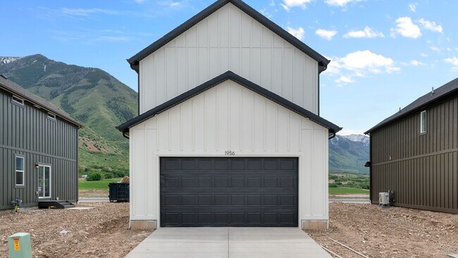 2002 E Albion Dr, Salem, UT 84653 - photo 2