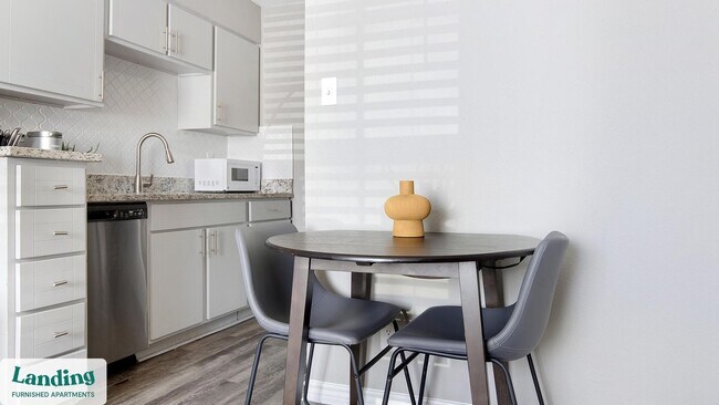 6000 Randolph Blvd unit 712.1409728, San Antonio, TX 78233 - photo 2