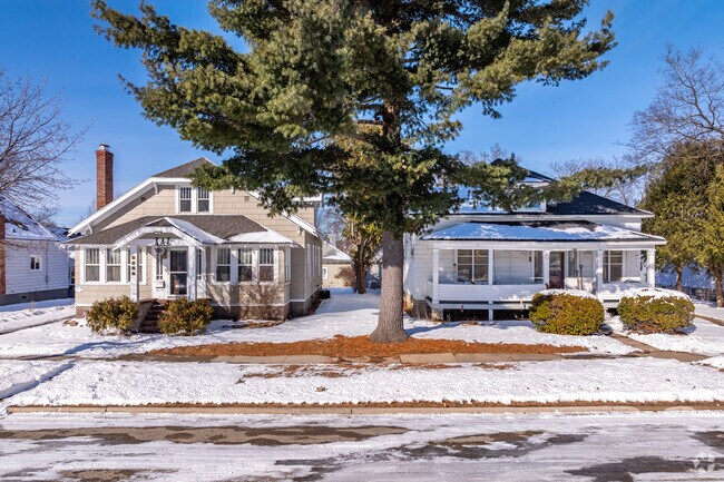 Bungalow homes in Marinette are a popular option for buyers.