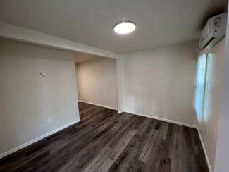 940 N Van Ness Ave, Fresno, CA 93728