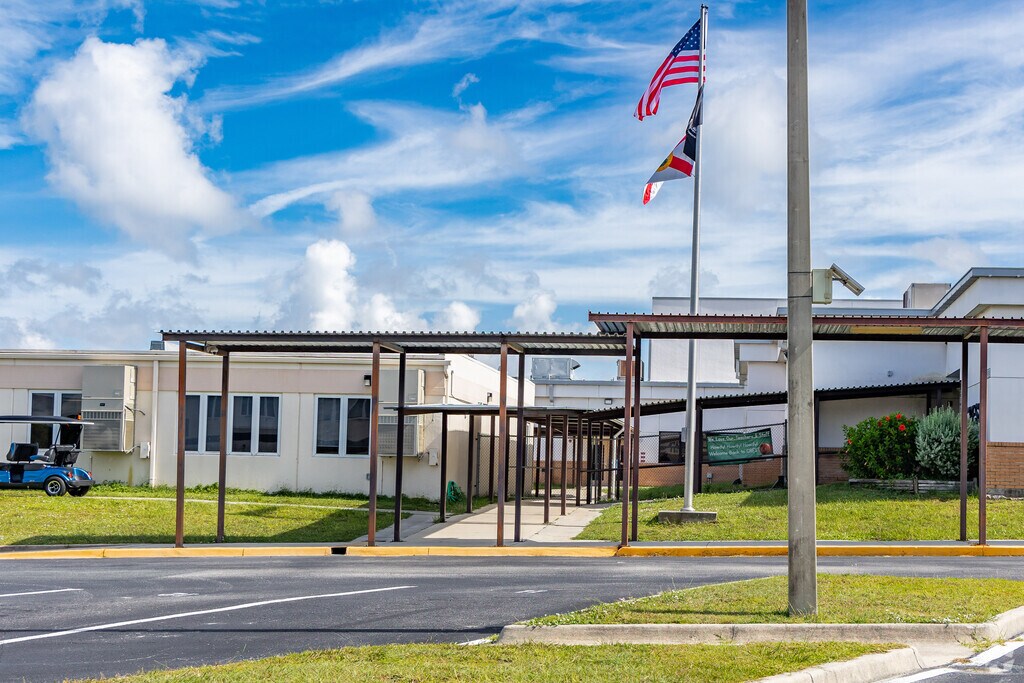 Crest School is located in the Educational Center of Citrus County.