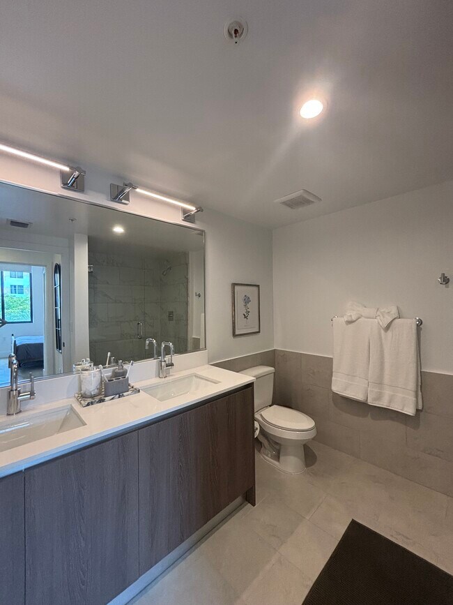 2578 NE 182nd Terrace unit A09, North Miami Beach, FL 33160 - photo 7