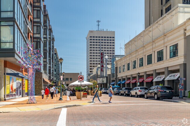 Rockville Town Square is the best place for shopping near Manor Park.