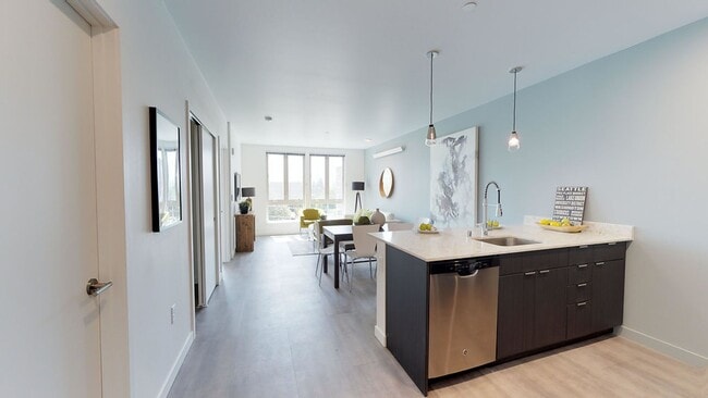 Crane Interbay Apartments, Seattle, WA 98119 - photo 3