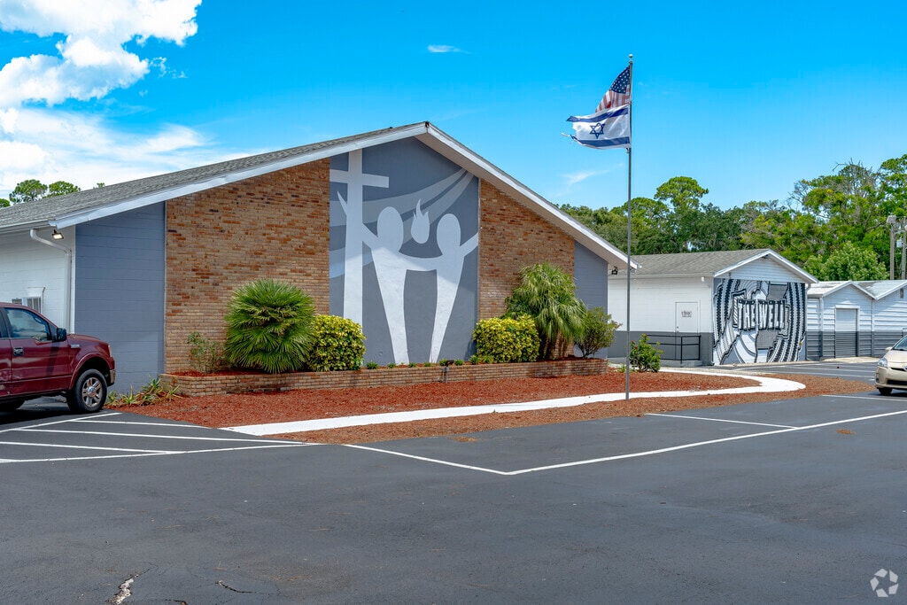 UBIC Academy offers students both academic and athletic opportunities.