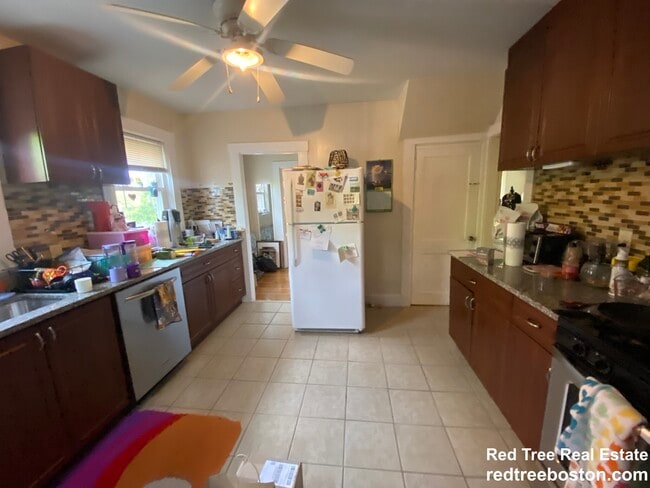 1186 Chestnut St, Newton Upper Falls, MA 02464 - photo 3