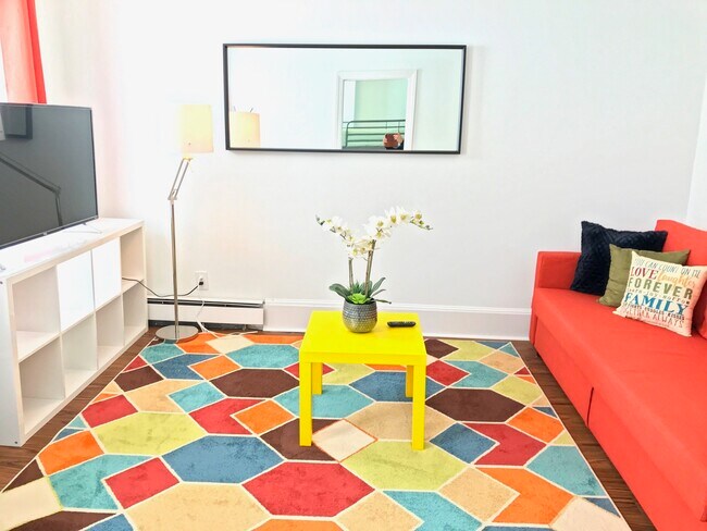 130 W 8th St unit 3, Boston, MA 02127 - photo 3