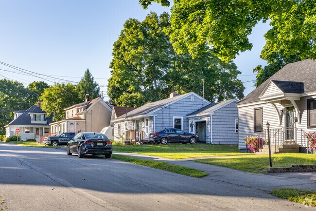 A wide variety of classic styles are seen around Fairmount.