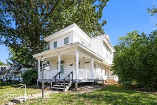 7818 Elizabeth St, Cincinnati, OH 45231