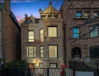 64 E Cedar St, Chicago, IL 60611