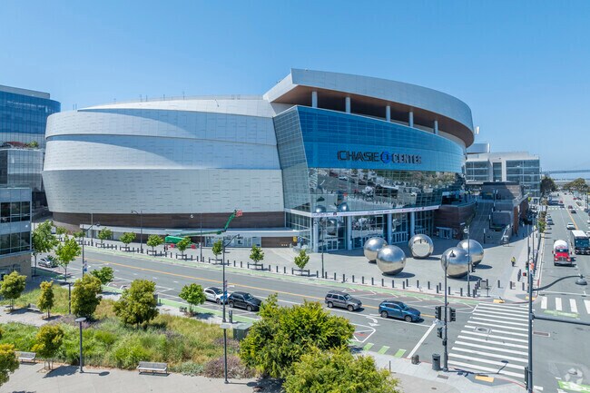 Mission Bay's newly finished Chase Center hosts the Golden State Warriors, concerts, and events.