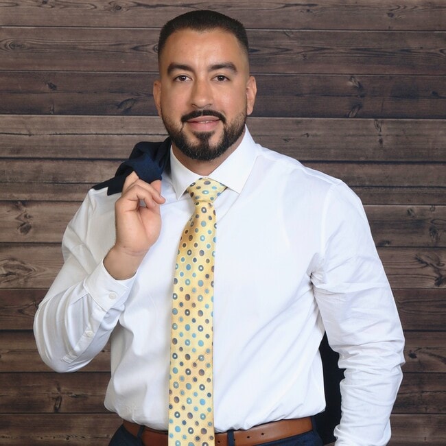 Agent Photo