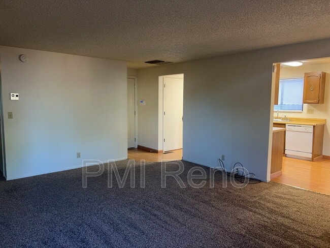 3358 Candelaria Dr, Sparks, NV 89434 - photo 7