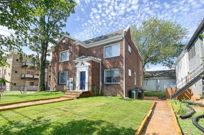 4609 Quarles St NE, Washington, DC 20019 - photo 3