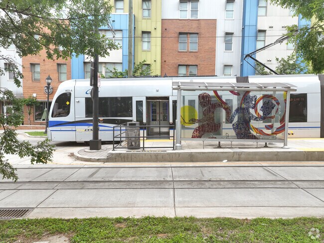 The LYNX light rail is easily accessible from the University Park neighborhood.