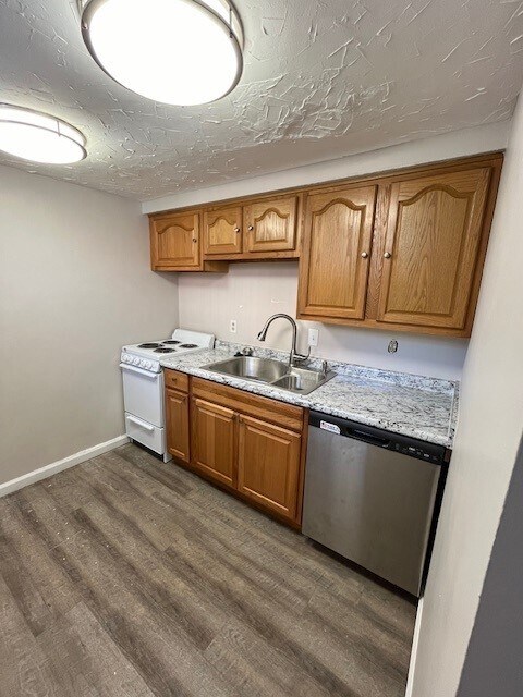 6401 Fifth Ave, Pittsburgh, PA 15206