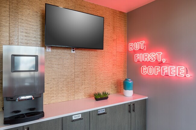 Arapahoe Square, Denver, CO 80205 - photo 4