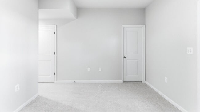 222 Monteith Dr, Winchester, VA 22601 - photo 4