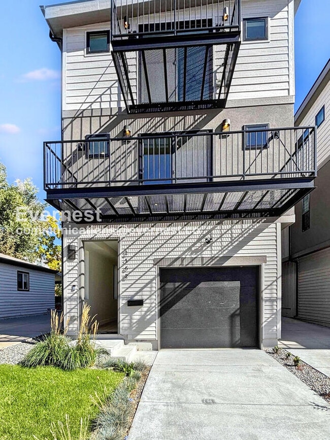2162 S Ash St, Denver, CO 80222