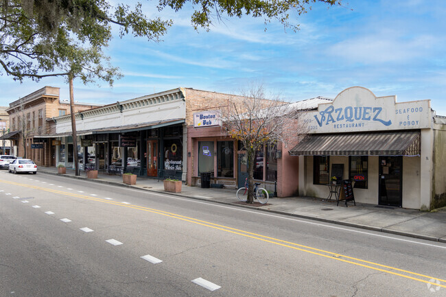 Savor local flavors along Columbia Street’s restaurant row in Covington.