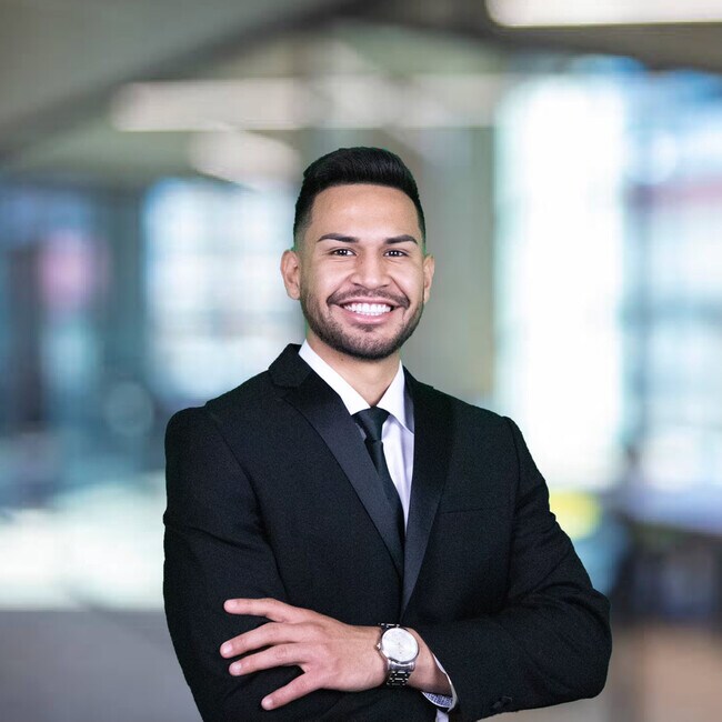 Agent Photo