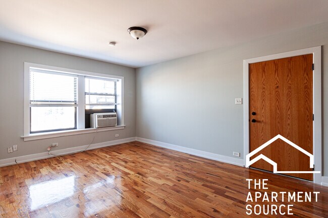 560 W Arlington Place unit 211, Chicago, IL 60614 - photo 5