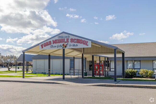 Ford Middle School in Midlan WA has a Niche score of C+.