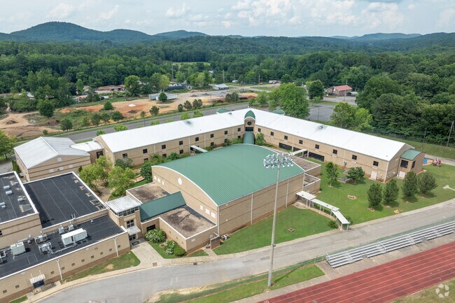 Clay Chalkville Middle School encourages their students to give their best effort in everything they do.