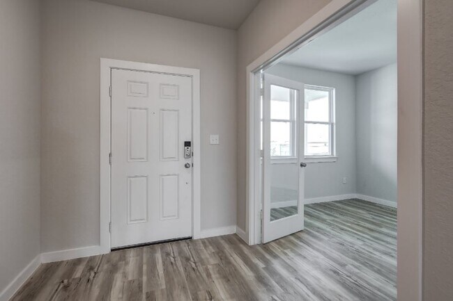 8107 Champion Creek, San Antonio, TX 78252 - photo 3