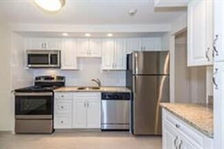 51 Ocean Ave Unit 103, Bass River, MA 02664