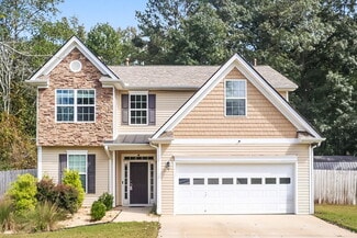 204 Sandstone Dr, Hampton, GA 30228