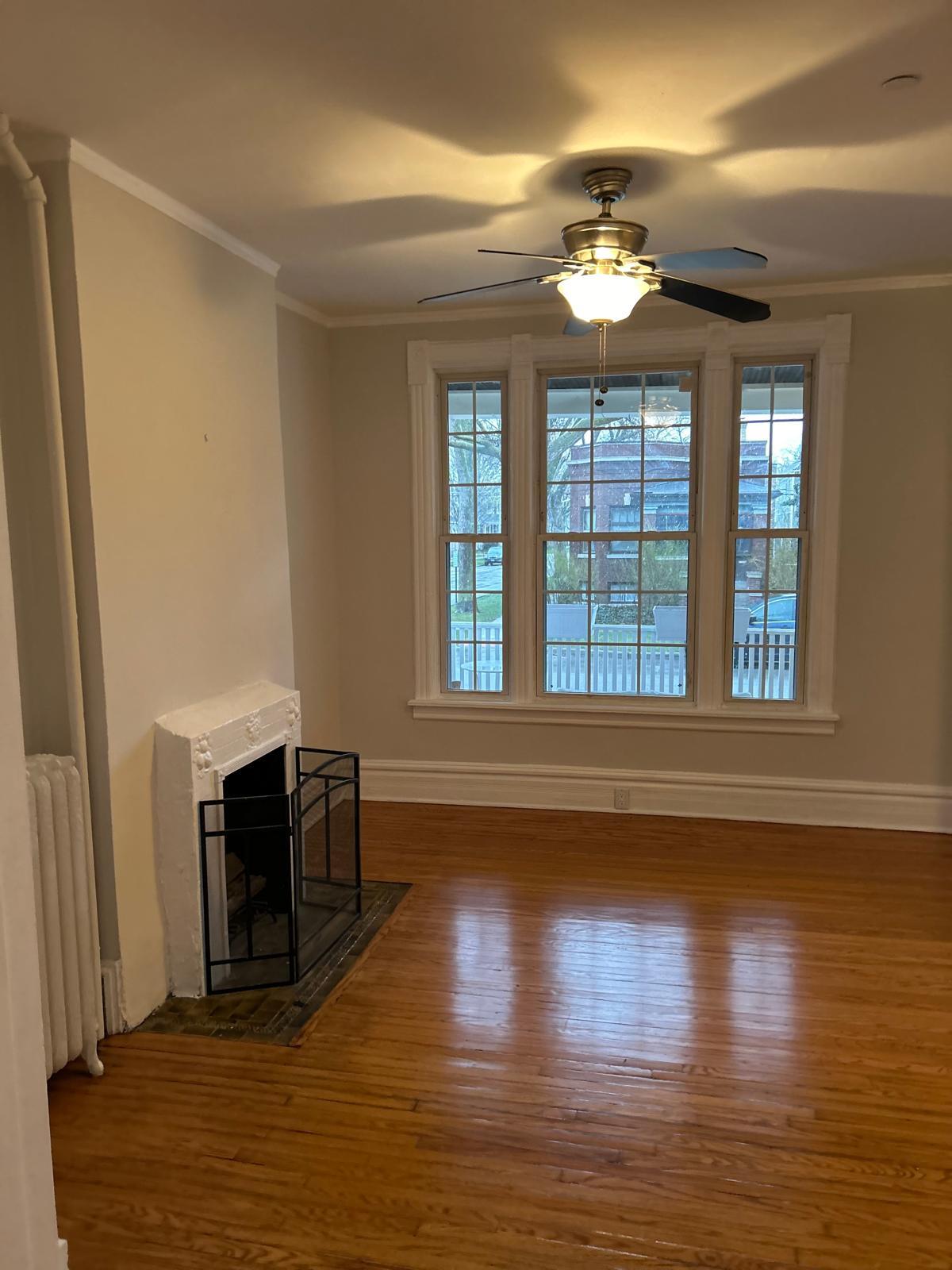 601 Highland Ave unit 601 Highland Apartme, Oak Park, IL 60304 - photo 1