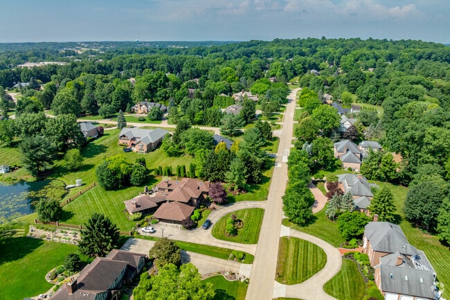 Montrose-Ghent offers a range of home styles built between the 1940s and early 21st century.