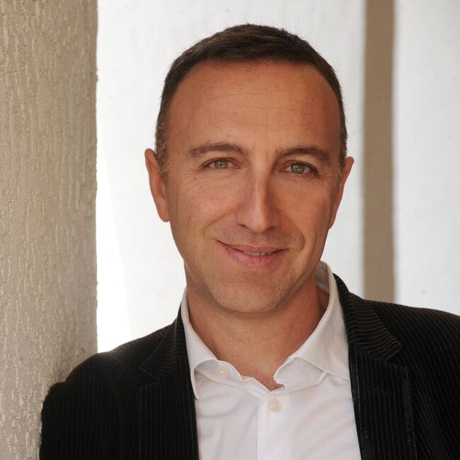 Agent Photo