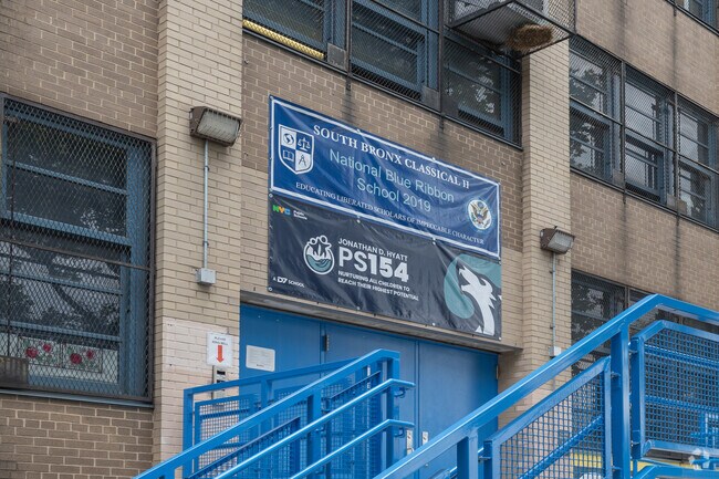 South Bronx Classical Charter School II has community ties.