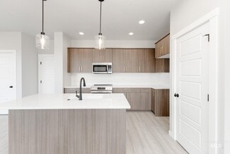 216 Moose St, Horseshoe Bend, ID 83629