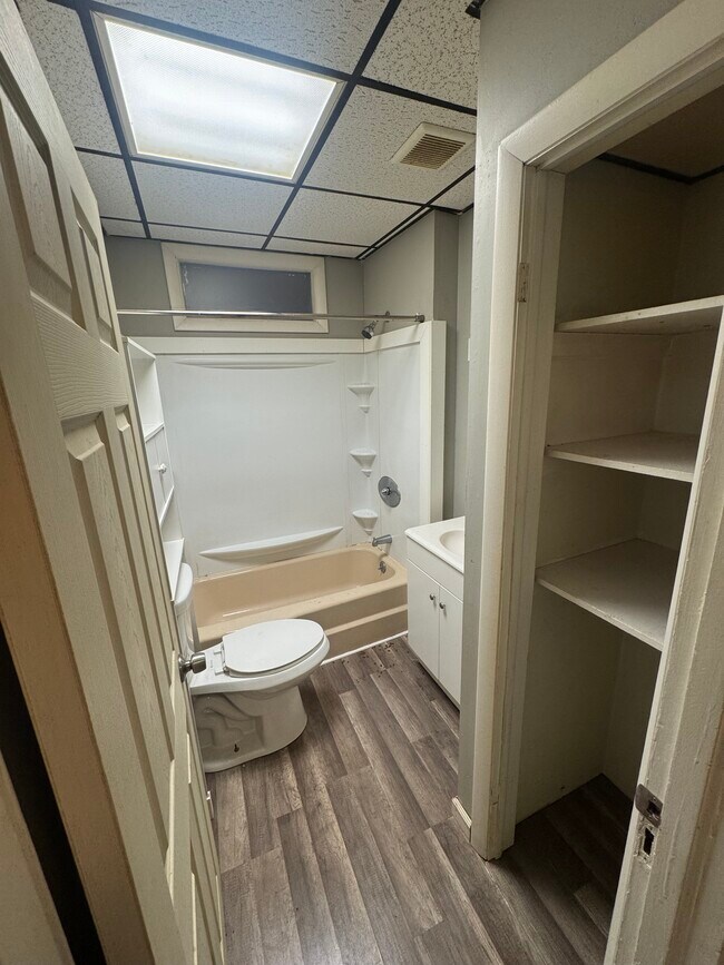 150 Linden St unit 150 Linden st, Pittsfield, MA 01201 - photo 4