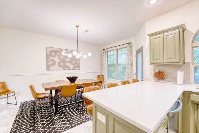 1517 NW Bell Royal Ct unit ID1297037P, Bentonville, AR 72712 - photo 2