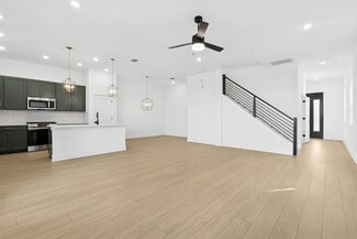 1020 Lucinda Williams Dr, Austin, TX 78744