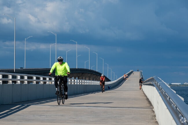 The Courtney Campbell Causeway Trail is a great way to get out and enjoy the coastal climate for Largo Paradise Island residents.