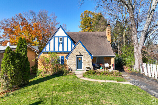 Little Tudor style family home that brings charm to Batavia.