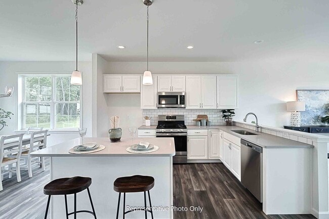 182 Marissa Ct, Newmanstown, PA 17073 - photo 3