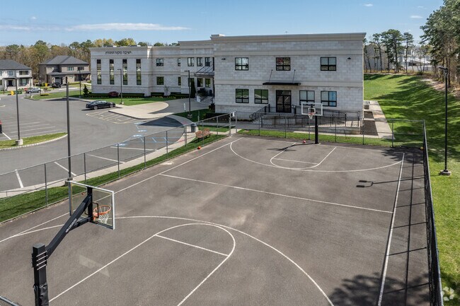 Mikor Hatorah in Lakewood.