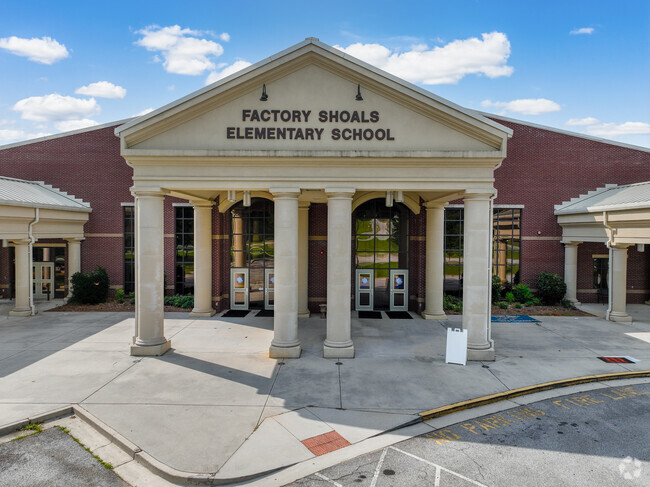 Factory Shoals Elementary School has a student-teacher ratio of 12, which is better than others.