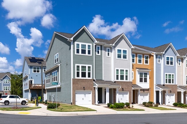 3001 Worthy Way, Durham, NC 27703 - photo 2