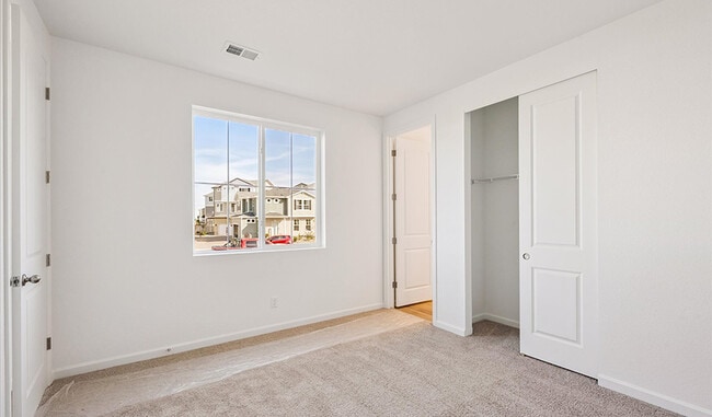 4330 Elkwood Ct, Johnstown, CO 80534 - photo 3